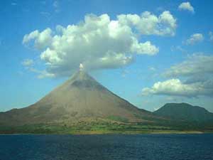 Arenal Volcano-Costa Rica.jpg