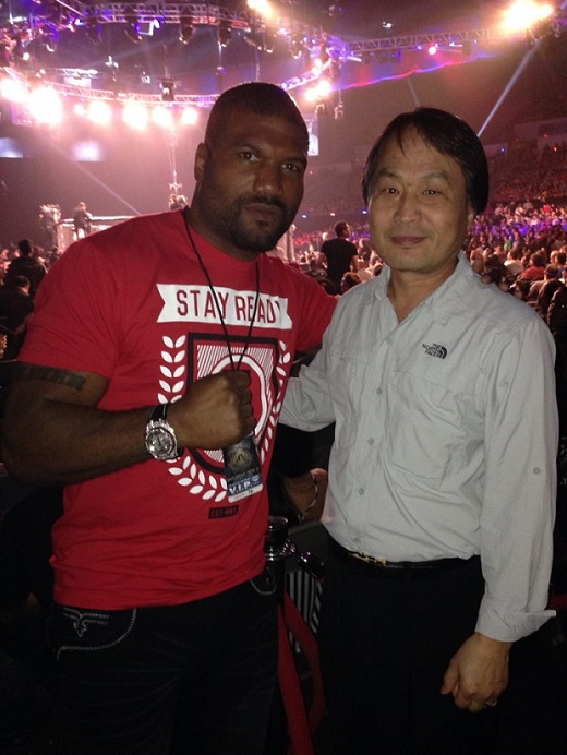 UFC 격투기 선수.jpg